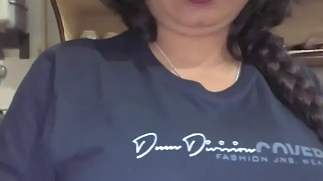 Snapshot of Gulaboo_bhabi chatting on 03.04.25 Gulaboo bhabi online show from 03.04.25