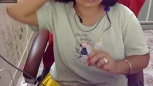 Snapshot of Gulaboo_bhabi chatting on 09.20.25 Gulaboo bhabi online show from 09.20.25