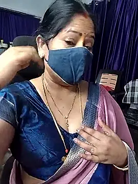 Snapshot of Rani_Darling_99 chatting on 05.22.26 Rani Darling 99 online show from 05.22.26