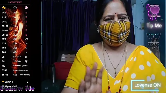 Snapshot of Rani_Darling_99 chatting on 05.28.26 Rani Darling 99 online show from 05.28.26