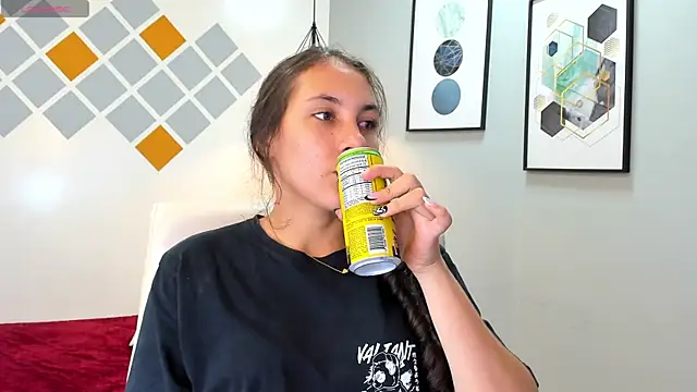 xlunna online show from 12.22.25