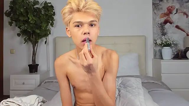 Snapshot of Felix_Rey chatting on 02.09.25 Felix Rey online show from 02.09.25