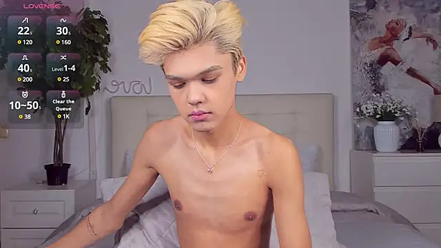 Snapshot of Felix_Rey chatting on 03.05.25 Felix Rey online show from 03.05.25