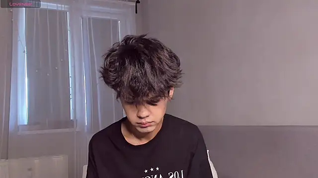 Snapshot of Felix_Rey chatting on 06.23.26 Felix Rey online show from 06.23.26