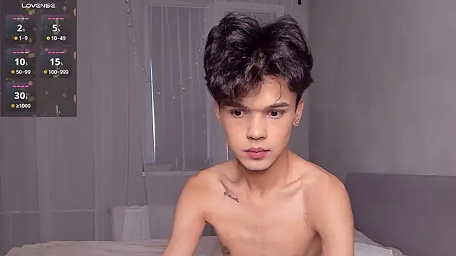 Snapshot of Felix_Rey chatting on 07.16.26 Felix Rey online show from 07.16.26