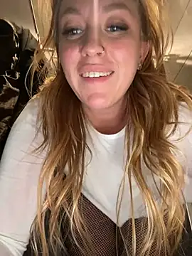 Snapshot of Sweet___Emily chatting on 01.10.25 Sweet Emily online show from 01.10.25