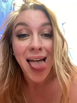 Snapshot of Sweet___Emily chatting on 01.24.25 Sweet Emily online show from 01.24.25