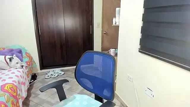 Amy Walker online show from 03.14.25