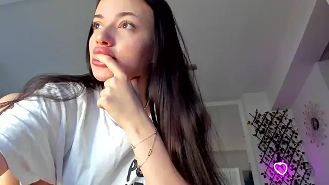 IreneVON online show from 02.20.25