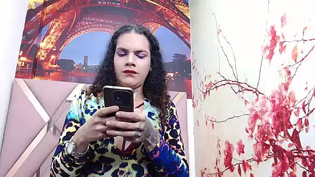 Snapshot of aleja_mistress_ chatting on 01.25.25 aleja mistress online show from 01.25.25