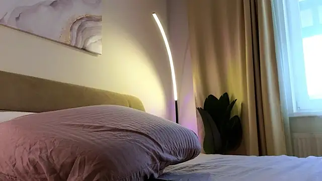 Snapshot of Eva_Natsumi chatting on 02.26.25 Eva Natsumi online show from 02.26.25