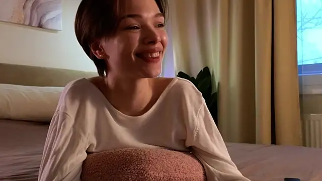 Snapshot of Eva_Natsumi chatting on 03.03.25 Eva Natsumi online show from 03.03.25