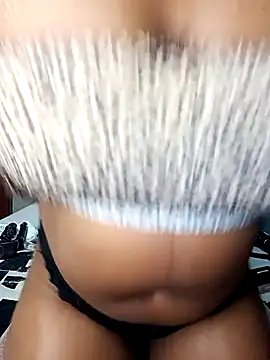 Queen-Chocolate online show from 01.31.26