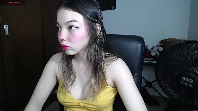 Snapshot of venelope1 chatting on 02.01.25 venelope1 online show from 02.01.25