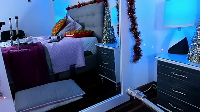 Samantha  Vega online show from 01.04.25