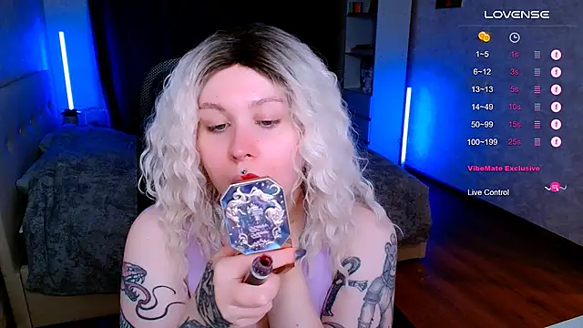 Blueberry-baby online show from 12.04.25