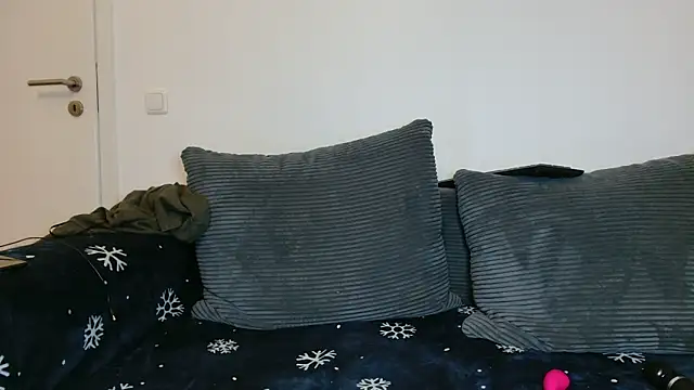 Snapshot of Jasmin-White chatting on 02.02.26 Jasmin-White online show from 02.02.26