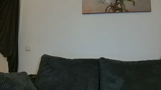 Snapshot of Jasmin-White chatting on 02.09.26 Jasmin-White online show from 02.09.26