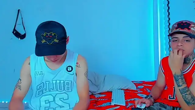 Snapshot of HOT_boy2025 chatting on 12.18.24 HOT boy2025 online show from 12.18.24