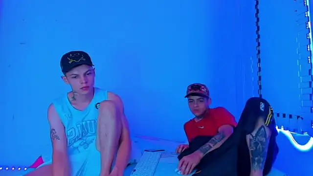 Snapshot of HOT_boy2025 chatting on 01.30.25 HOT boy2025 online show from 01.30.25