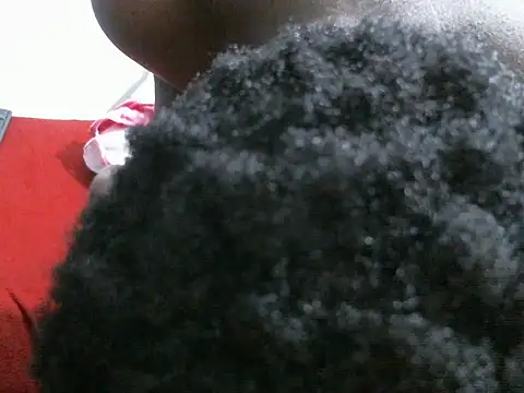 Snapshot of crowned_Afric chatting on 12.19.25 crowned Afric online show from 12.19.25