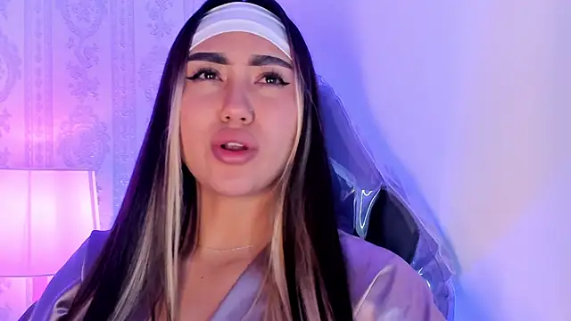 Snapshot of liaa_18 chatting on 02.19.26 liaa 18 online show from 02.19.26