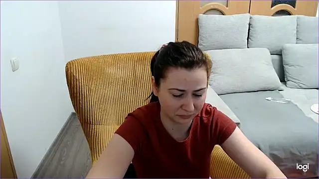 VioletaFlower7 online show from 04.14.26