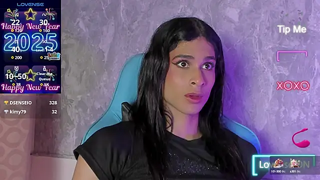 Snapshot of Mara_friendboy699 chatting on 02.13.25 Mara friendboy699 online show from 02.13.25