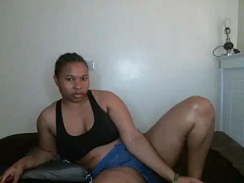 R-thequeen online show from 01.04.25