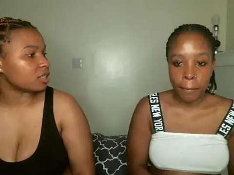 R-thequeen online show from 03.11.25