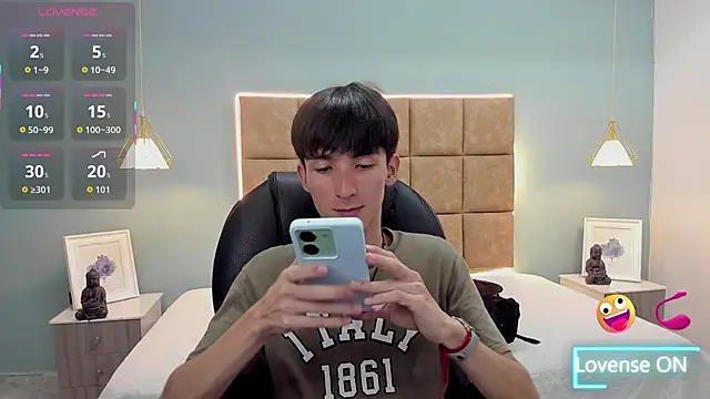 Snapshot of Jake_evans chatting on 11.25.25 Jake evans online show from 11.25.25