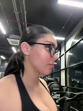 Snapshot of zui_lu chatting on 02.17.25 zui lu online show from 02.17.25