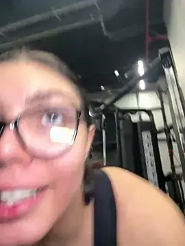 Snapshot of zui_lu chatting on 03.05.25 zui lu online show from 03.05.25