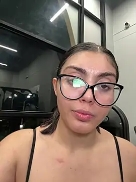 Snapshot of zui_lu chatting on 03.09.25 zui lu online show from 03.09.25