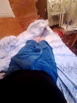 Snapshot of Bozok1906 chatting on 09.24.25 Bozok1906 online show from 09.24.25