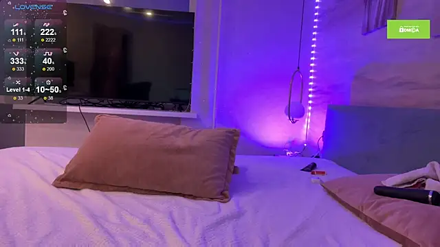 Isexxs online show from 03.19.25