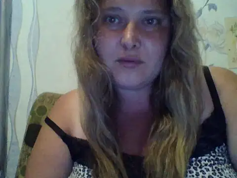 Snapshot of ParisMimi chatting on 07.07.26 ParisMimi online show from 07.07.26