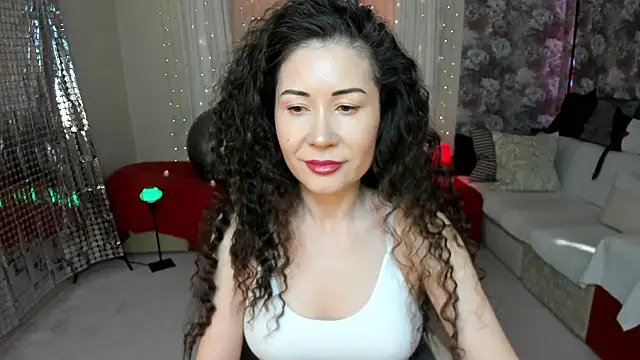 Snapshot of KarinaSweeety chatting on 01.15.25 KarinaSweeety online show from 01.15.25