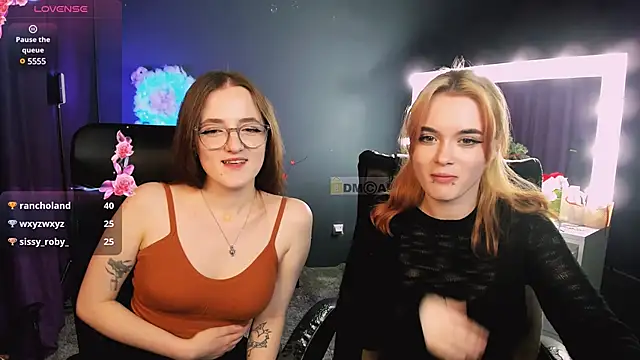 liana kisses online show from 01.23.25