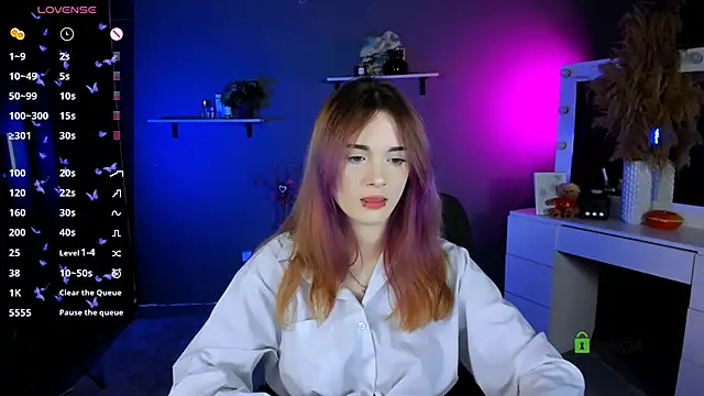 liana kisses online show from 09.12.25