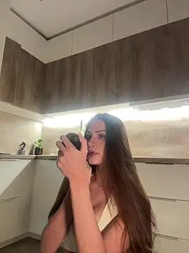 Snapshot of WildOrchid chatting on 03.03.26 WildOrchid online show from 03.03.26