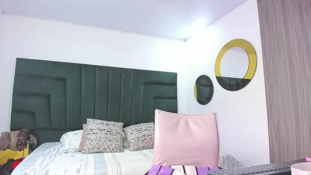 BarbaraKnox  online show from 01.12.25