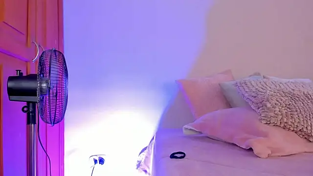 martinaaricci online show from 09.10.25