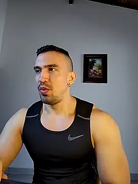 Snapshot of jhay-crux chatting on 02.05.25 jhay-crux online show from 02.05.25