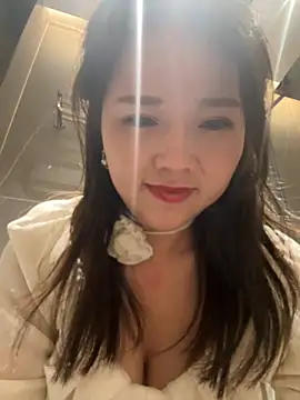 Efangfang online show from 01.04.25