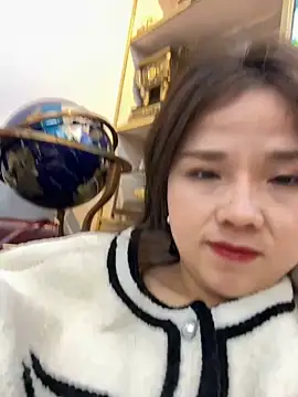 Efangfang online show from 01.09.25