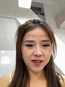 Efangfang online show from 02.23.25