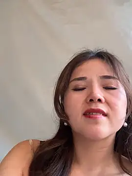 Efangfang online show from 02.28.25