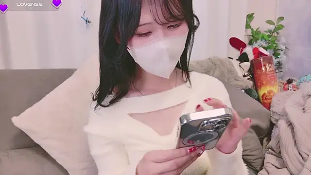 Conatsu online show from 01.08.25