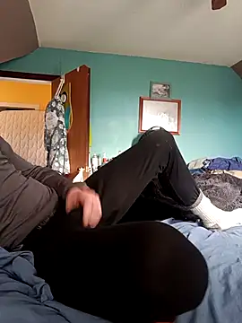 Snapshot of Bigloggz chatting on 01.15.26 Bigloggz online show from 01.15.26